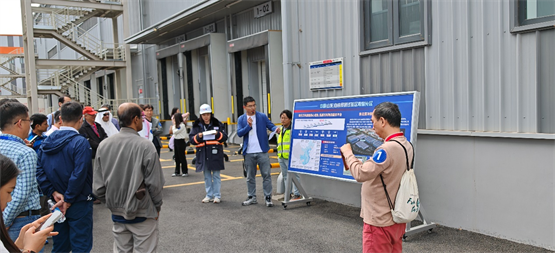 万纬物流参加2024物流标准化国际大会 接待嘉宾考察青岛前湾港冷链园区(图4) 万纬物流参加2024物流标准化国际大会 接待嘉宾考察青岛前湾港冷链园区(图4)